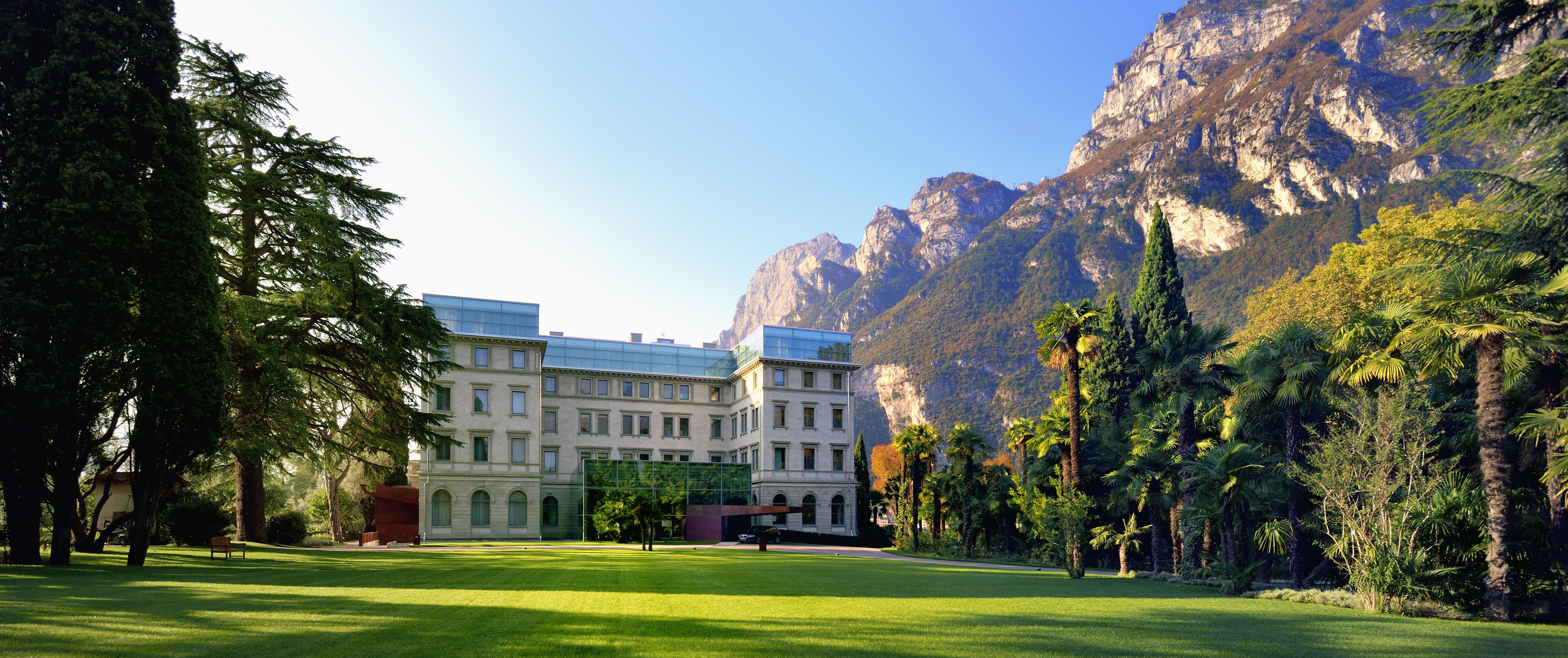 Lido Palace - The Leading Hotels Of The World Riva del Garda Exterior photo