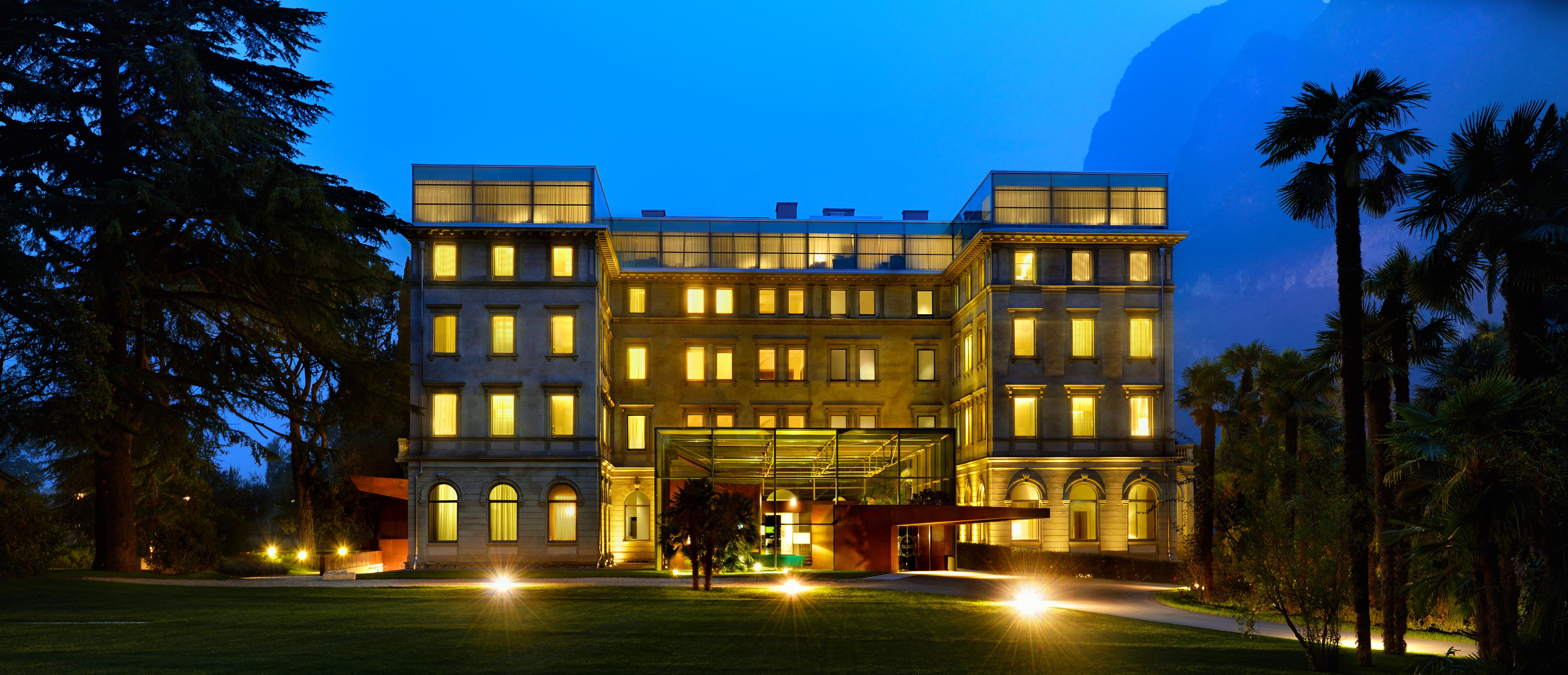 Lido Palace - The Leading Hotels Of The World Riva del Garda Exterior photo