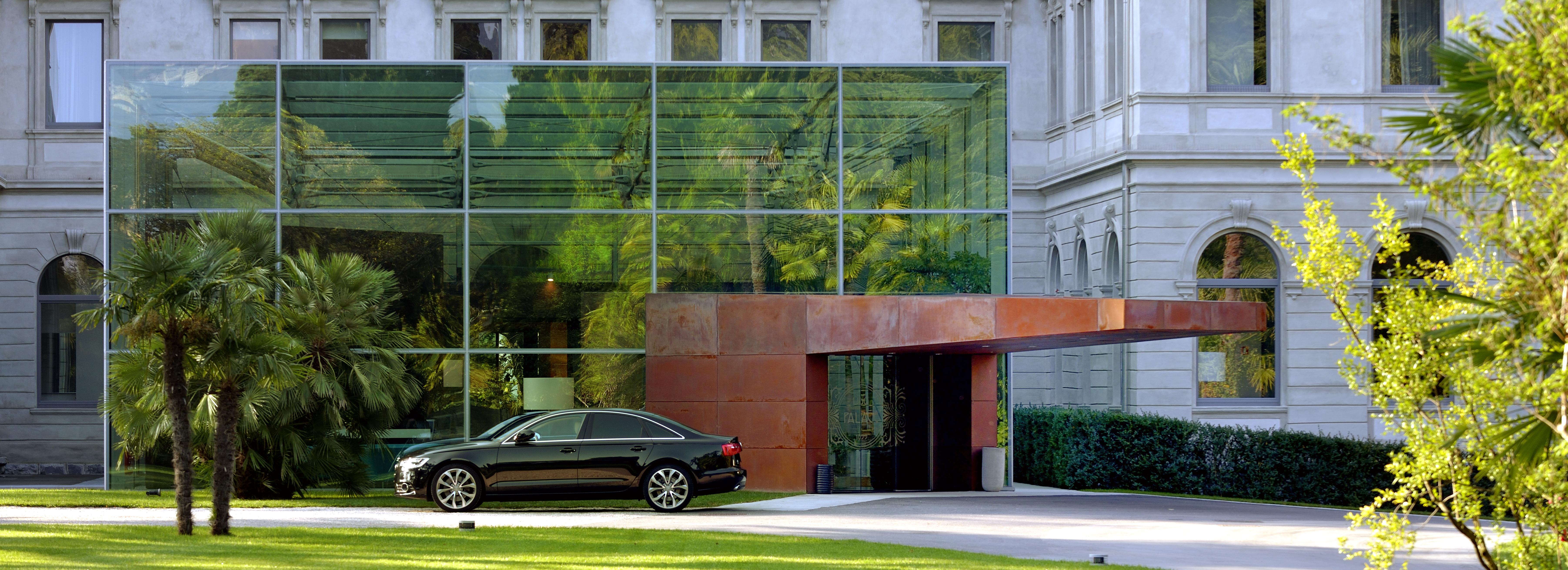 Lido Palace - The Leading Hotels Of The World Riva del Garda Exterior photo