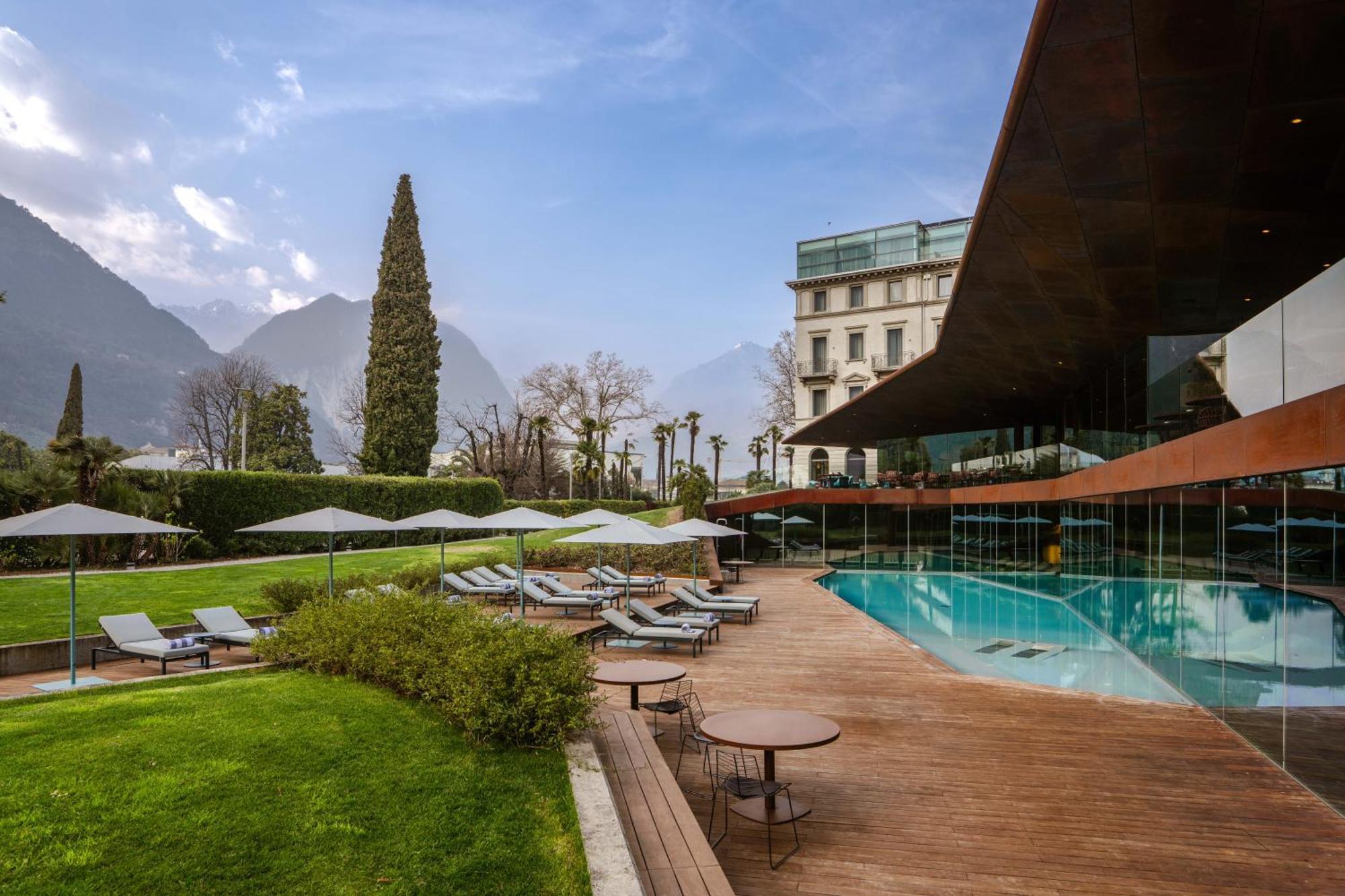 Lido Palace - The Leading Hotels Of The World Riva del Garda Exterior photo